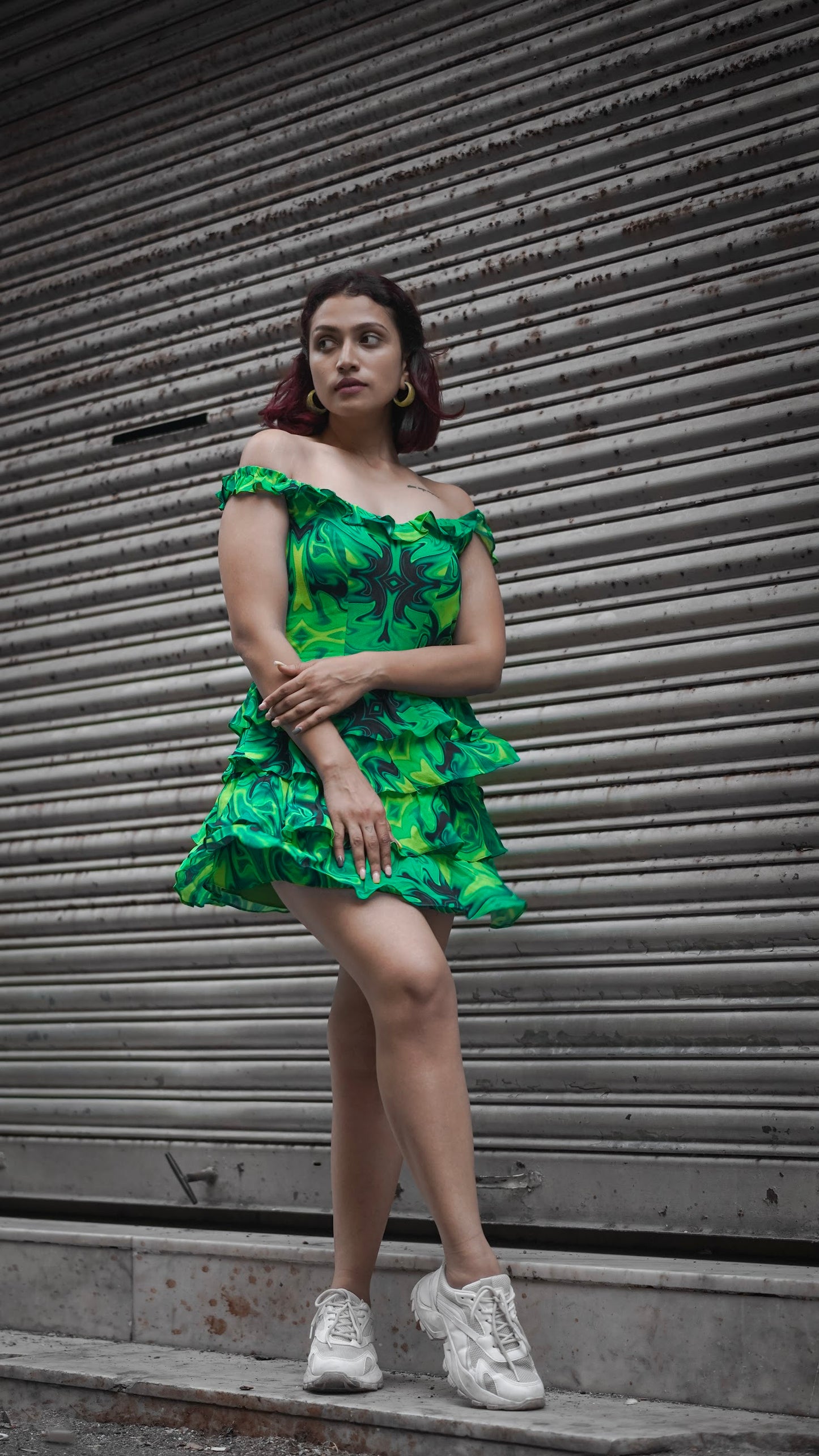 ALL OVER GREEN SWIRL RUFFLE DRESS