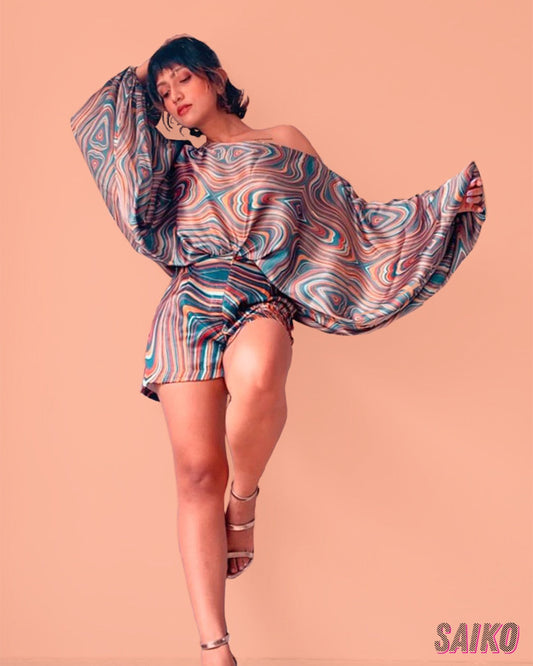 MOTION THROUGH EMRALD SHORTS